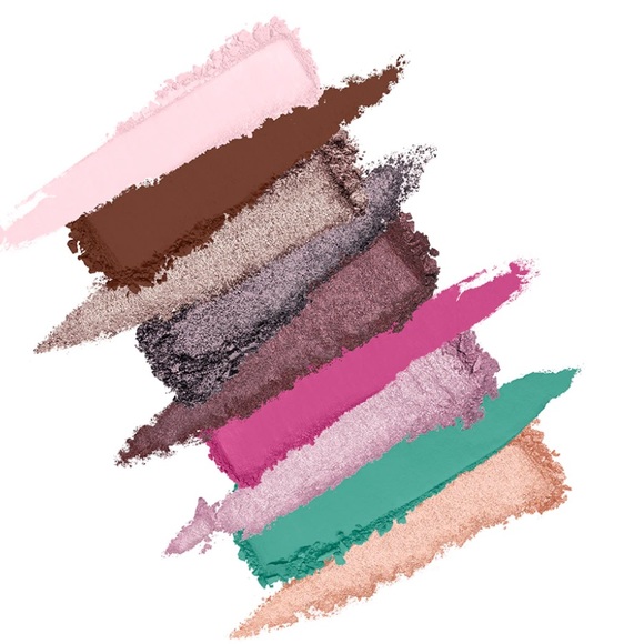 NWT TOO FACED CHRISTMAS AROUND THE WORLD LIMITED EDITION - Picture 7 of 10